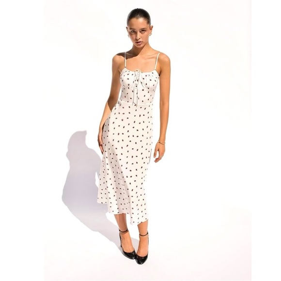 Realisation The Alba - Silk Strawberry Print Fitted Bodice Milkmaid Midi Dress - Picture 2 of 13